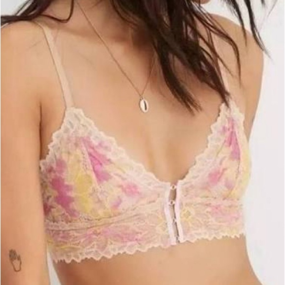 aerie Lace Bralette in Pink Floral Pattern
